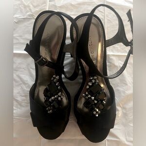 Antonio Melani Aubrey 002 Black Satin Shoes- Brand Never Bern Worn!